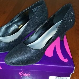 Fioni black heels